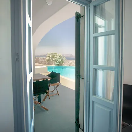 Adelante 88 * Santorini Island