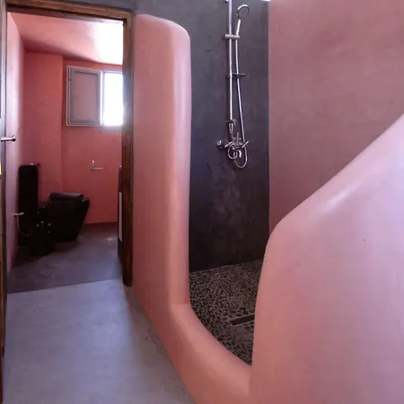 Villa Adelante 88 *