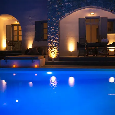 Adelante 88 Akrotiri (Santorini)