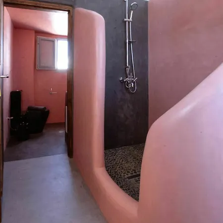 Villa Adelante 88 *